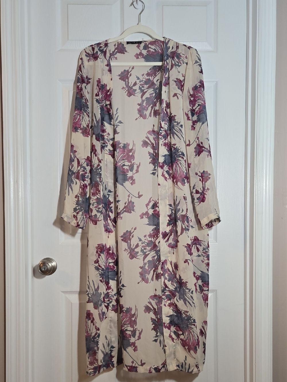 Women’s Cream Floral Long Cardigan - Lightweight Open Front Size Medium